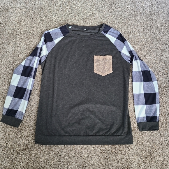 Long Sleeve Tee - Picture 1 of 4